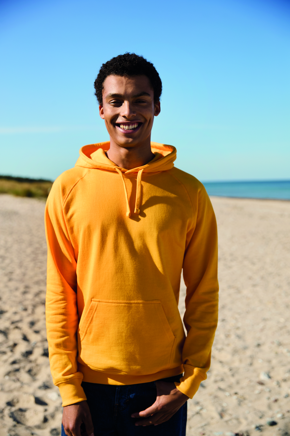 Miesten huppari, Reilun kaupan puuvilla, 300g – Studio edestä