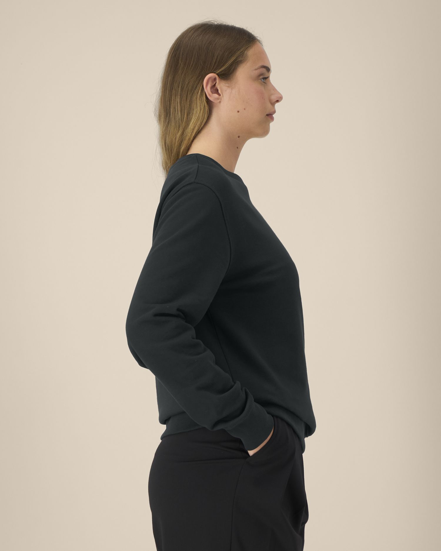 Unisex collegepaita luomupuuvilla-sekoite 350g (medium fit)