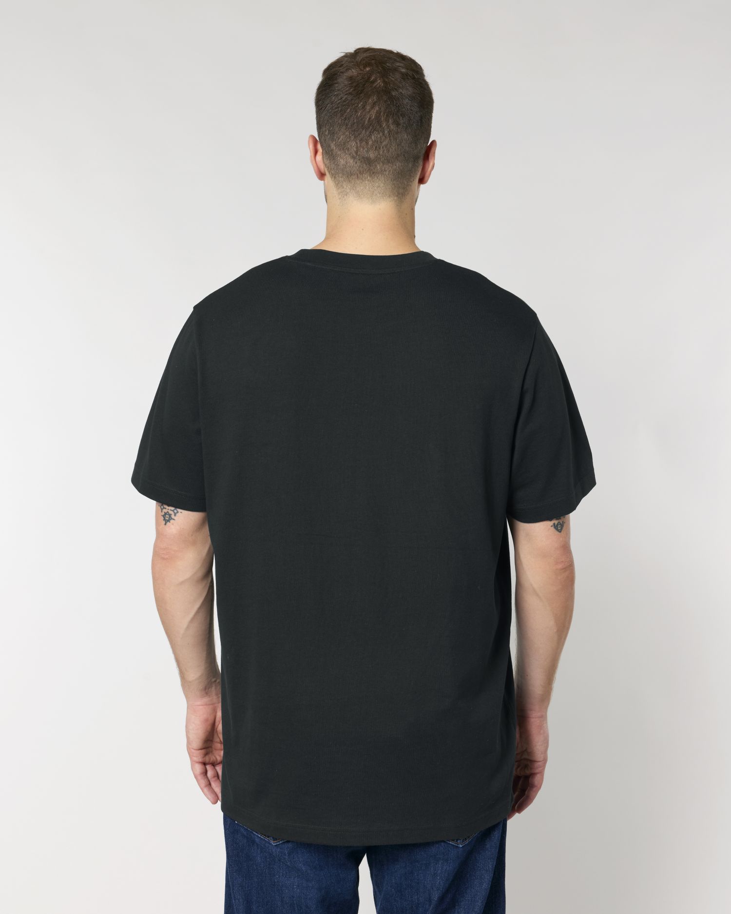 Unisex t-paita luomupuuvilla 215g – Packshot edestä