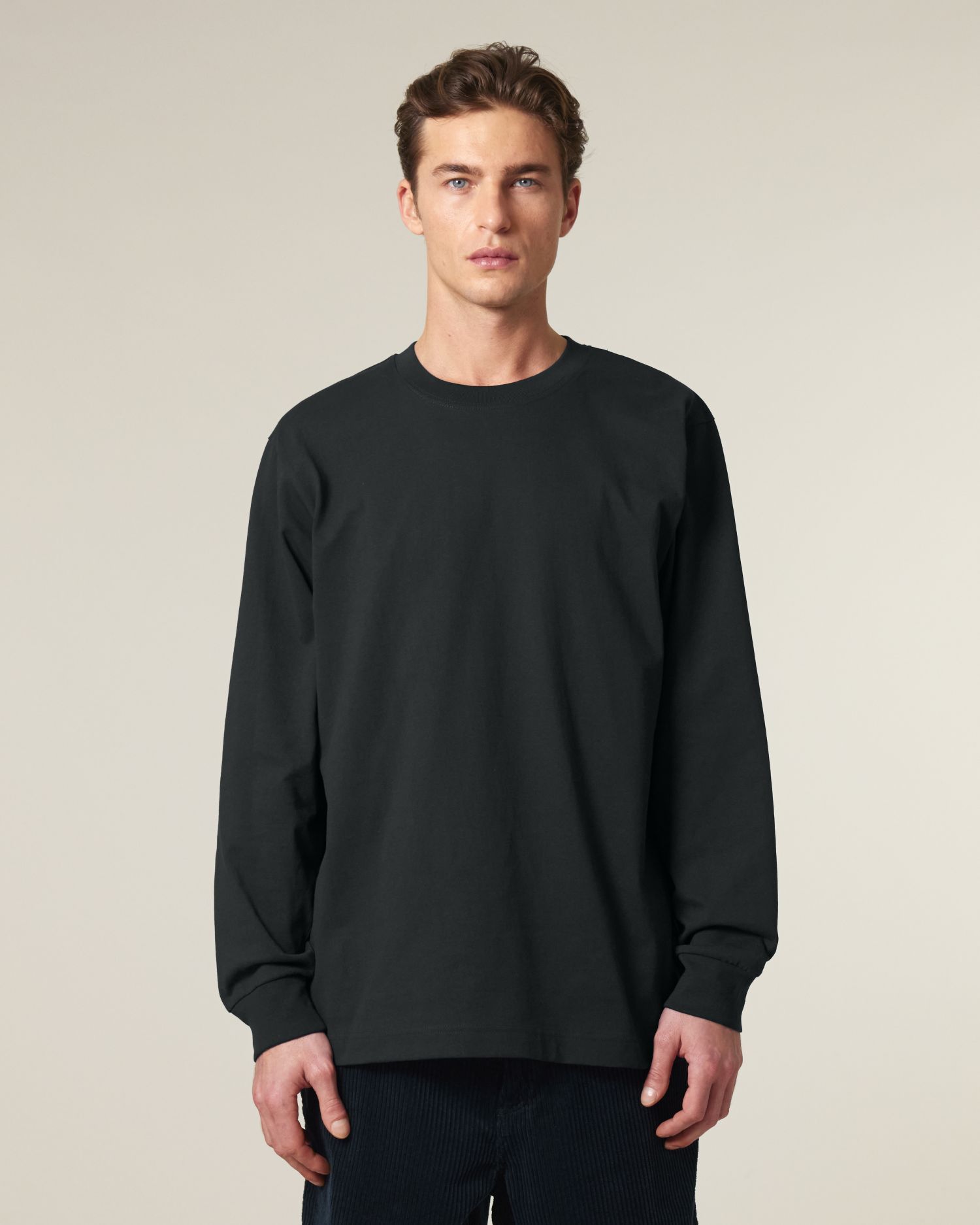 Unisex pitkähihainen t-paita luomupuuvilla 240g – Studio takaa