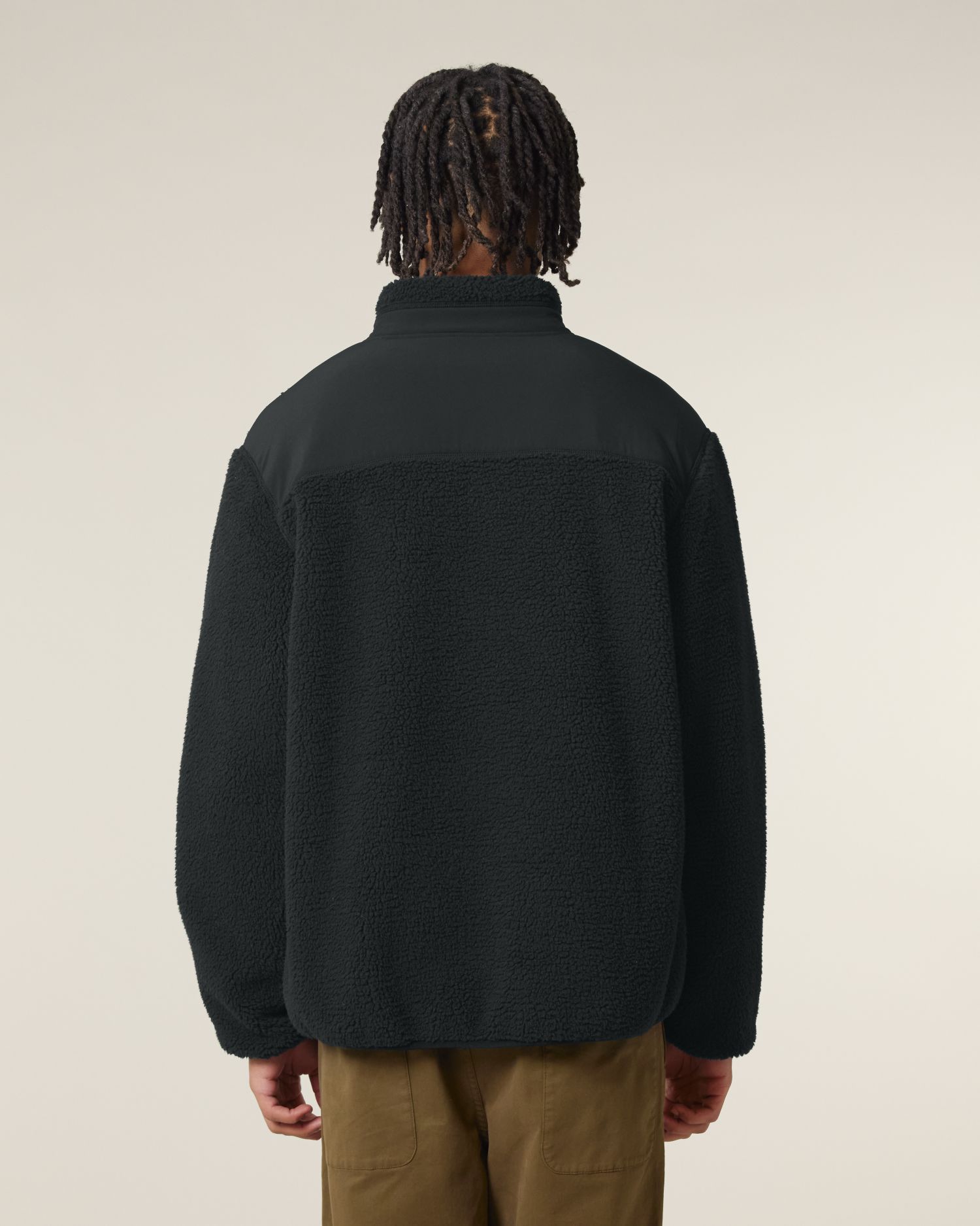 Unisex softshell-takki kierrätyspolyesteri 450g (relaxed fit) – Packshot edestä