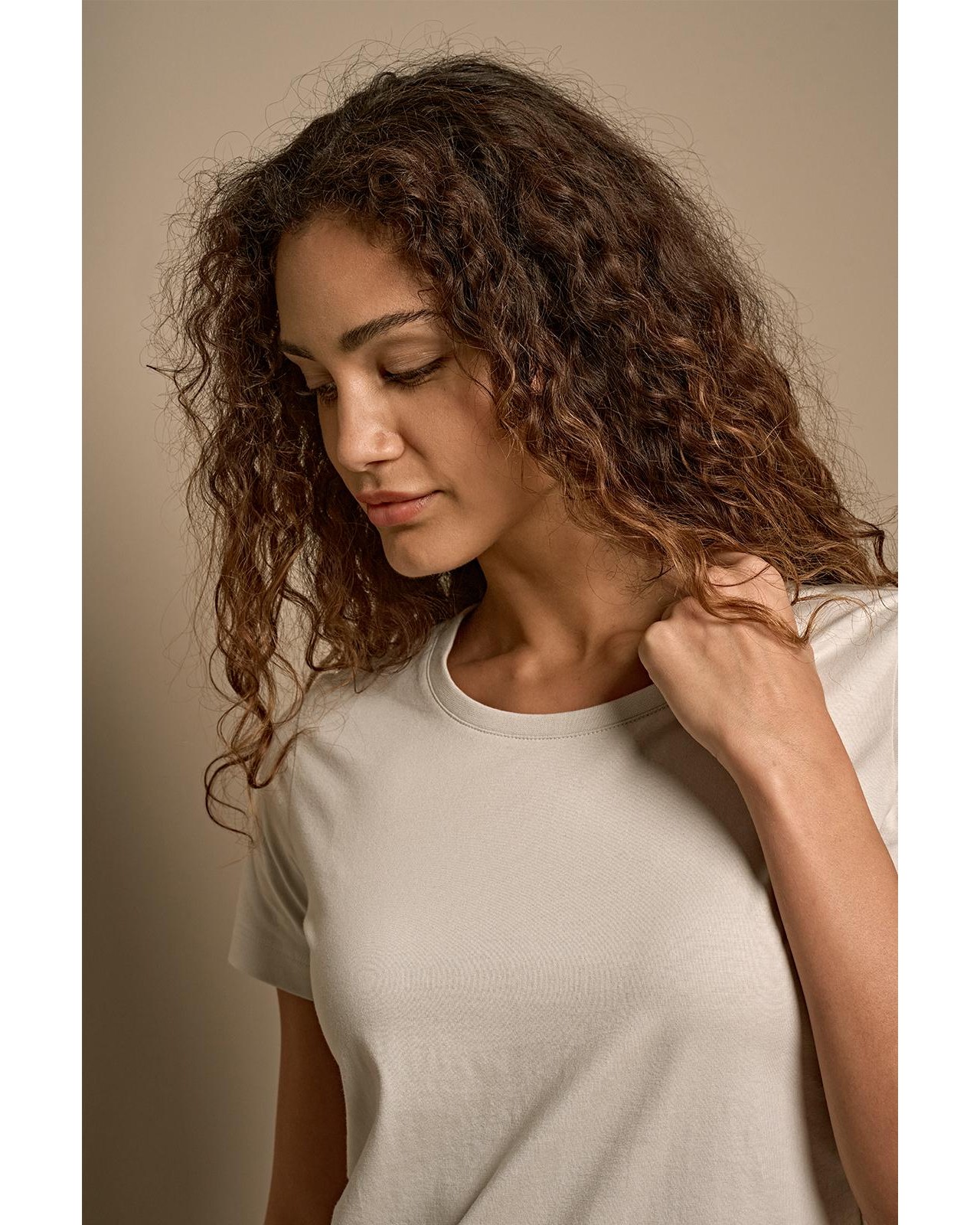 Naisten Sof-t-paita puuvilla, 185g – Studio takaa